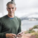 What can be achieved with a male facelift?