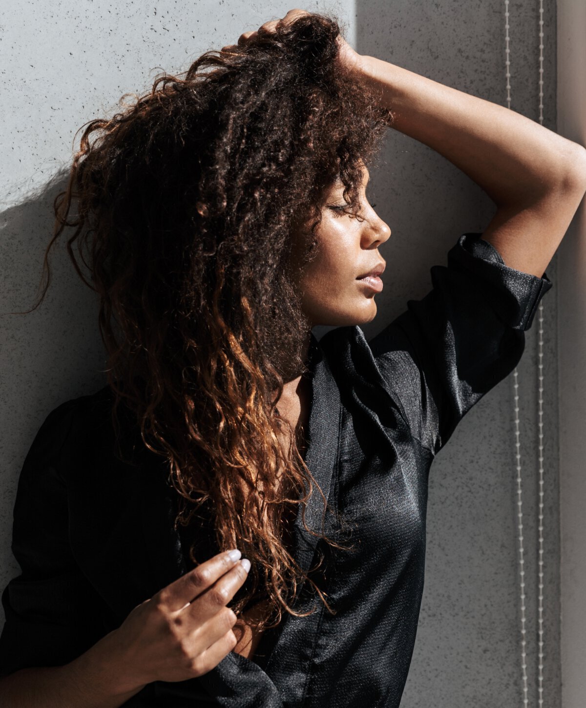 dallas rhinoplasty patient in black top